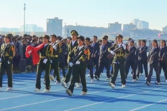 阅读沐初心 书香致未来——天津西青为明学校第十二周主题升旗仪式