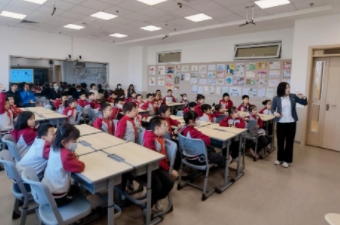 精品小学|点亮探究之光，乐享科学之美——小学部科学学科区教研...