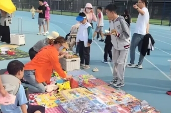 “小市场，大世界” ——天津西青为明学校成功开展红领巾爱心义...